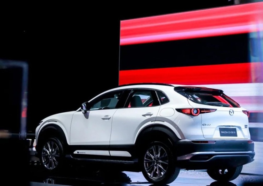 重庆车展前瞻——长安马自达CX-30 EV，颜值就是资本