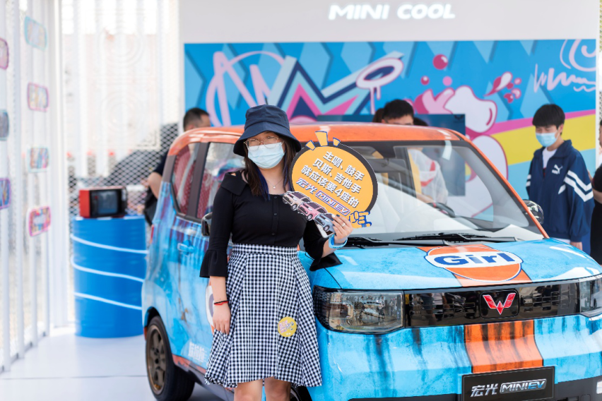 五菱带着宏光MINI EV亮相西太湖国际音乐节
