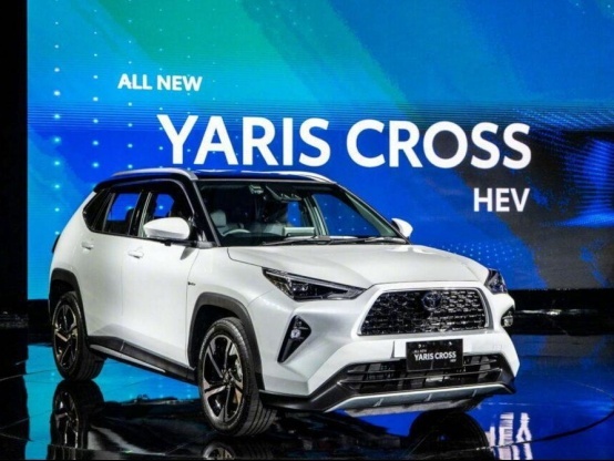 小号RAV4荣放，丰田YARiSCross印尼版首发