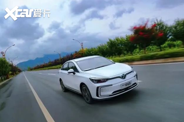 BEIJING汽车-北汽新能源EU5同时斩获销量与口碑