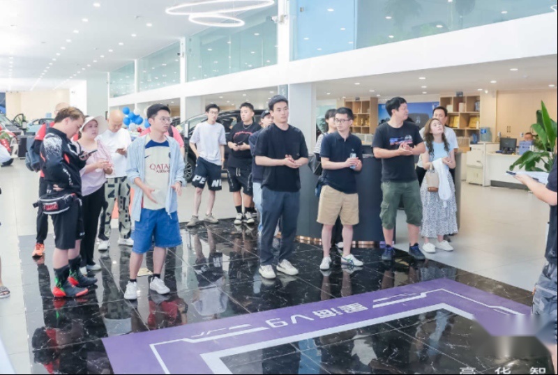成都试驾风行星海V9：可油可电，配置同级领先，乘坐舒适