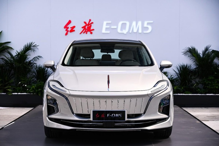 表明“油电同价”决心，红旗E-QM5抵扣后仅15.48万