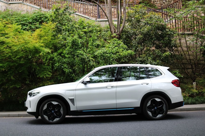刻进骨子里的运动基因 体验纯电SUV——BMW iX3