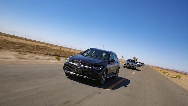 英雄之路丨试驾梅赛德斯-奔驰长轴距GLC SUV