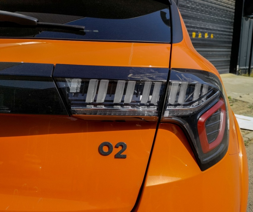 6月1日上市！领克02 Hatchback实拍图来了