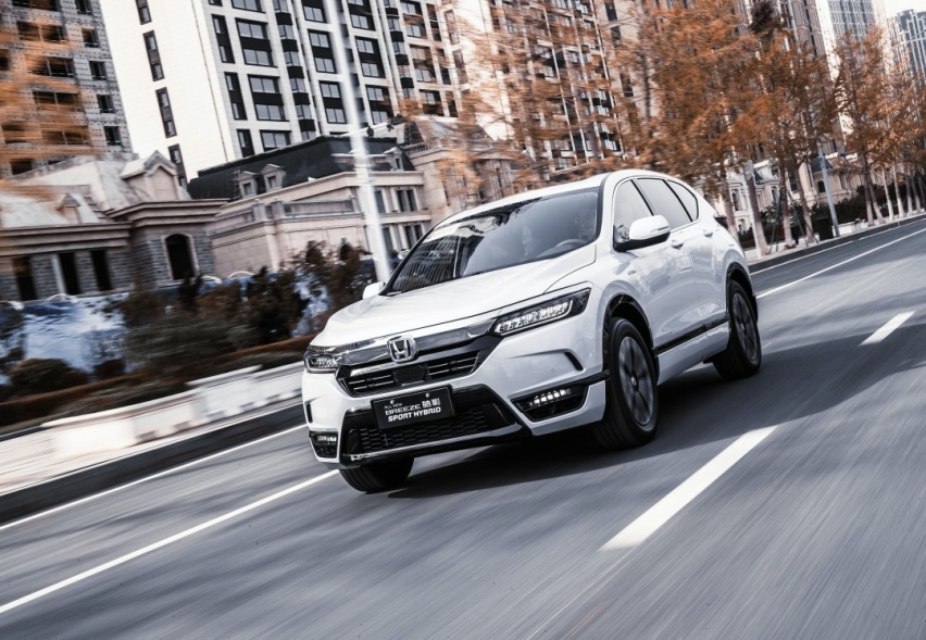 20万买SUV，自主中型vs合资紧凑，谁才是最佳选择？