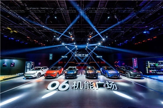 好产品！领克06正式上市，11.86万元起售，任性般的诚意！