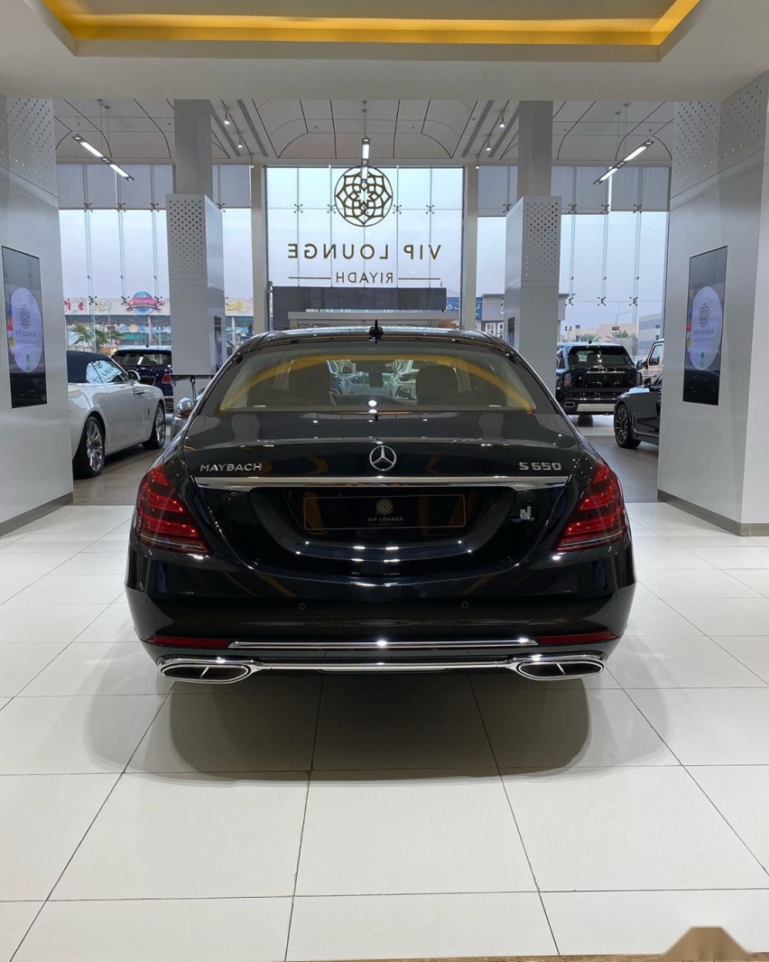 梅赛德斯迈巴赫S级海外实车 奢华的气场