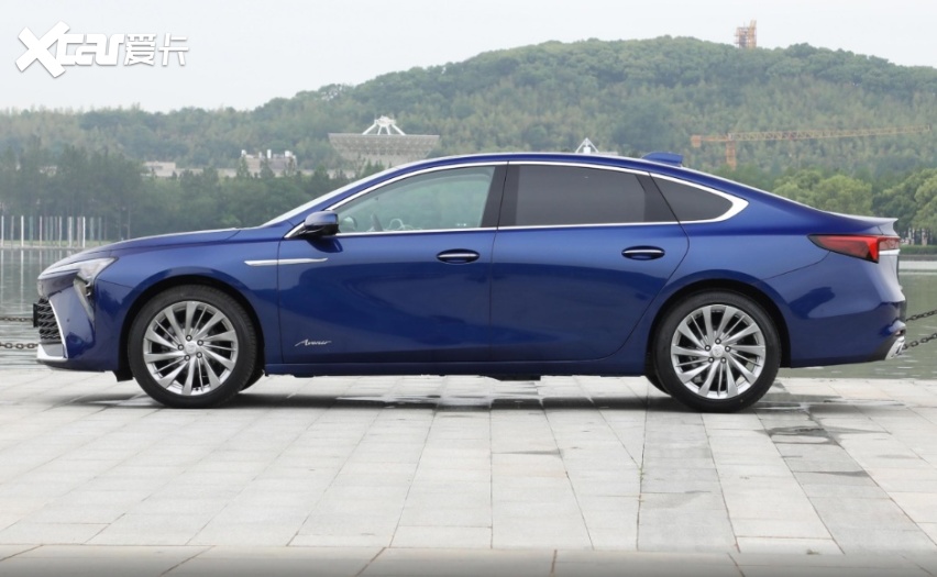 静态体验新款君越:降价又增配,"换脸"的它能否打动消费者