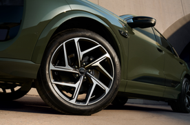 一汽奥迪Q6L e-tron家族焕新上市，智电旗舰开启豪华新篇章