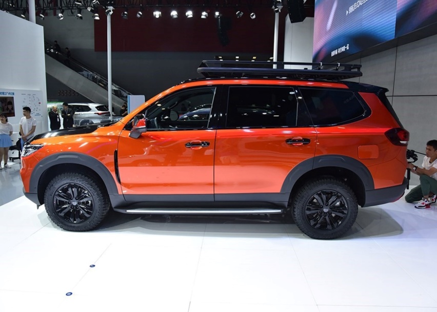 17.98万就能买到2.0T+8AT的中大型SUV：MAXU