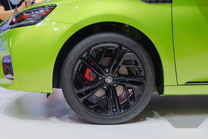 MG6遇上高尔夫，谁才是15万最佳购车之选？