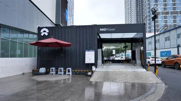 新势力决战500万内最好SUV，蔚来ES7、小鹏G9、理想L9扎堆互怼