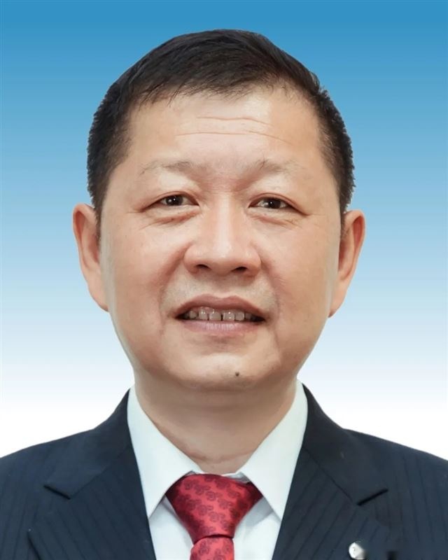 东风集团“换帅”，杨青接任董事长