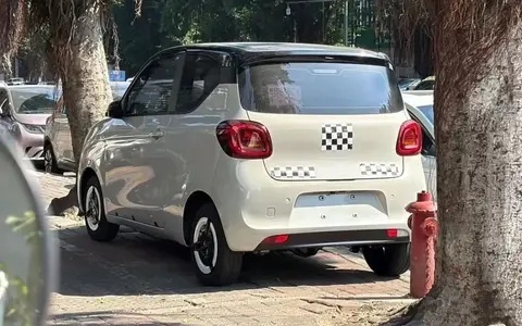 【E汽车】全新五菱宏光MINIEV三门版车型最新实车组图发布