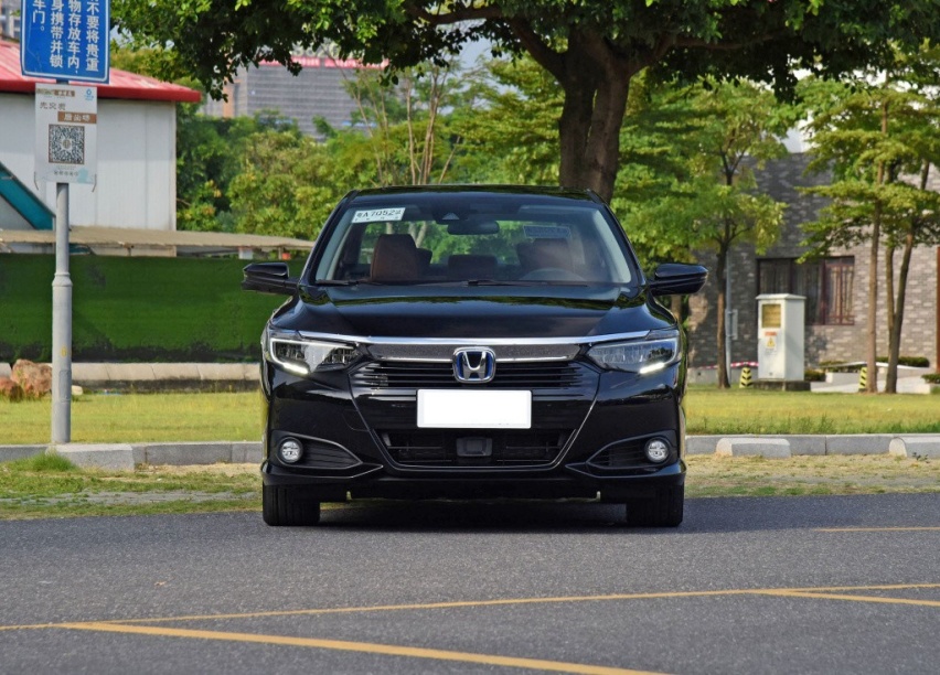 真正的省油王，空间比速腾大，号称“小雅阁”，60L油跑2994.2KM