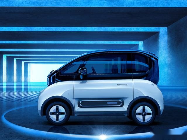 定位微型纯电动车 新宝骏E300正式亮相