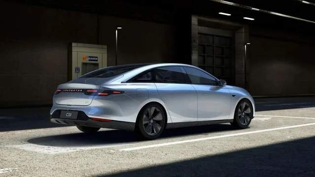 买纯电中大型车？汉EV、零跑C01等很合适