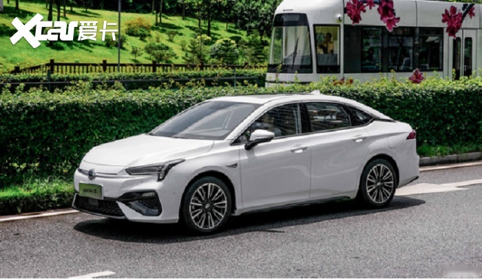 即将亮相的广汽丰田ia5和aions有啥区别呢