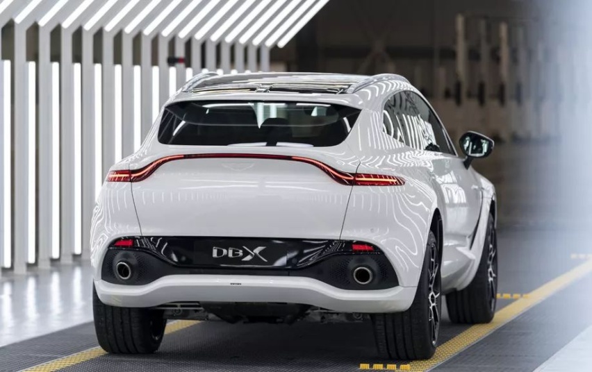 最新车讯：特斯拉Model 3获补贴，领克05正式亮相！