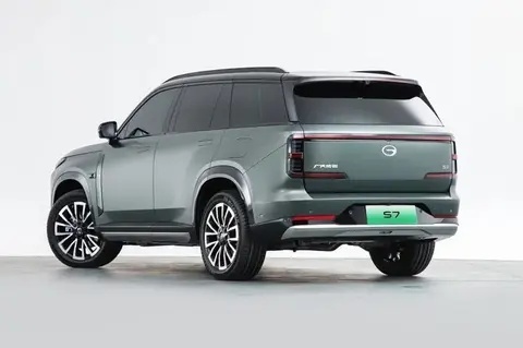 【E汽车】国产“小揽胜” 广汽传祺S7内饰谍照曝光