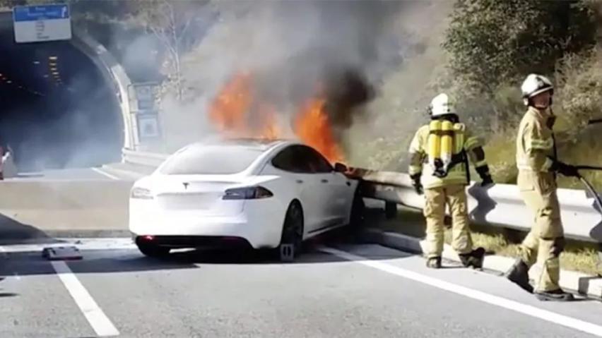 电动汽车现在是真火，得降火！