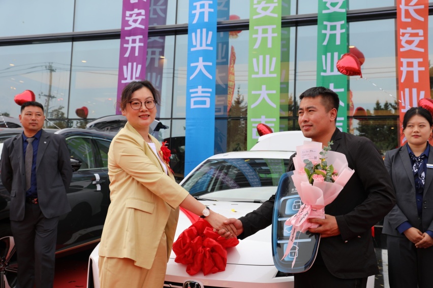 人长久 车长安！德惠市长安汽车慧通店盛世启幕