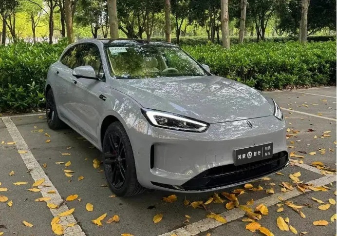 【E汽车】新款问界M5实车曝光