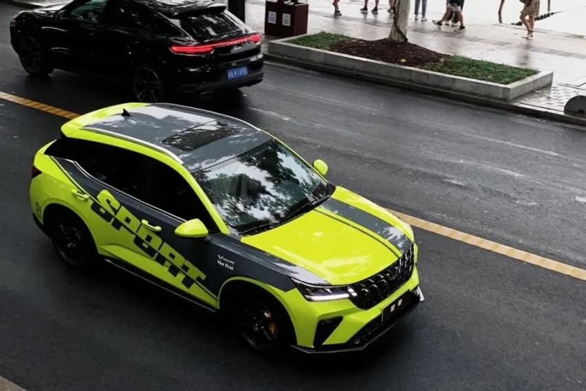 五菱为人民再推小型SUV“星驰”，三个点赞一个期盼