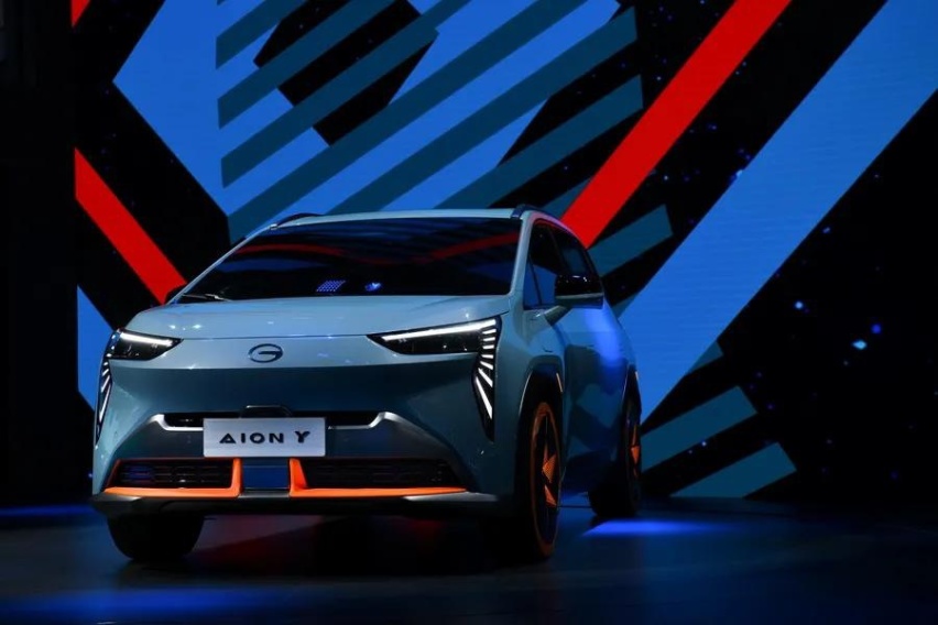 广汽埃安独立后的第一份“战书”就投向了燃油车