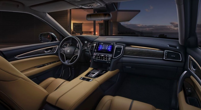 这款中型SUV，搭载1.5T+CVT动力组合，油耗7.2L