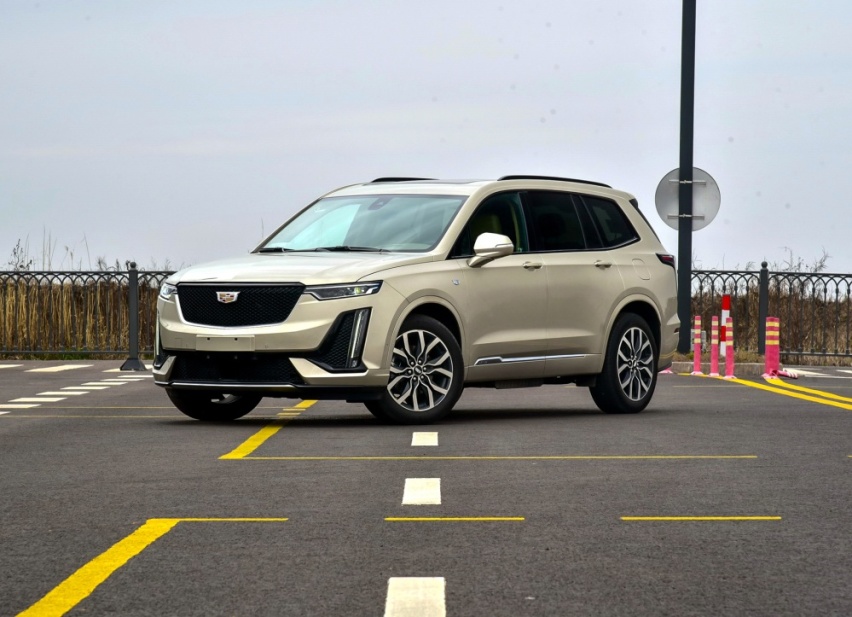 凯迪拉克XT6的同门兄弟，长5米配9AT，降至20万以内