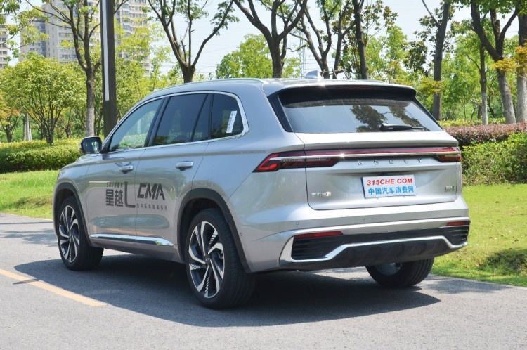 2021年让人印象深刻的车，凡尔赛C5 X再次上榜