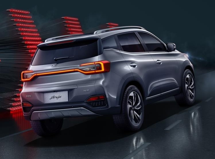 这车要成大热，紧凑型SUV，定价5万多起，全系国六油耗6.9