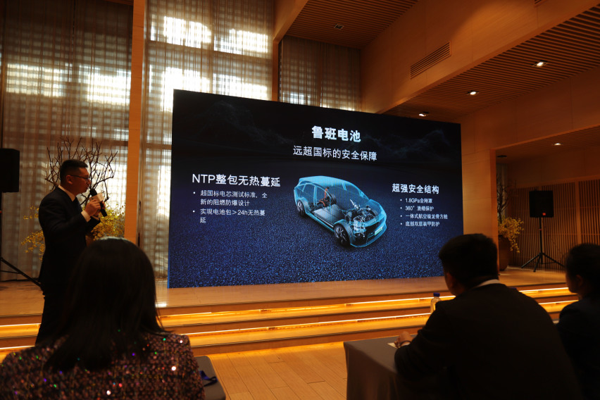 启辰VX6贵阳上市 14.19万起百变超大空间家庭出行优选