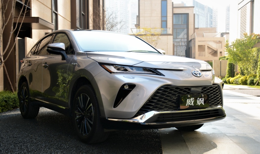 试驾官丨这台丰田“最美SUV”，竟然还这么好开？