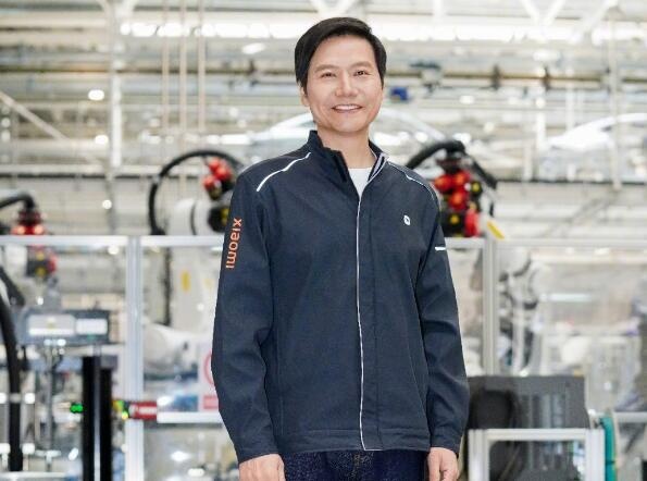 饥饿营销?小米汽车被曝给高管们发1000个F码,可优先购买小米SU7