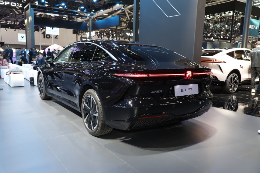 实拍飞凡F7都市版：售价18.99万，续航500km，性价比超越汉EV