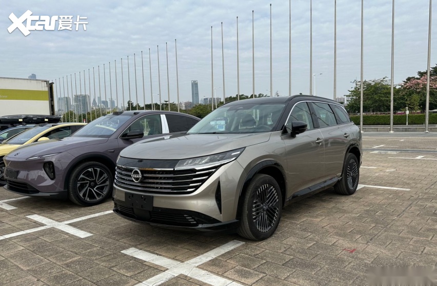亲民版英菲尼迪QX60？东风日产Pathfinder实车现身，大过途昂