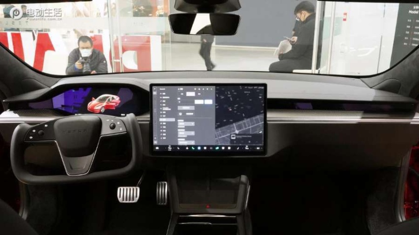 预计售价超百万 抢先实拍特斯拉Model S Plaid