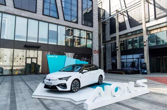 对标Model 3，几何A和Aion S靠这些特点赢了！