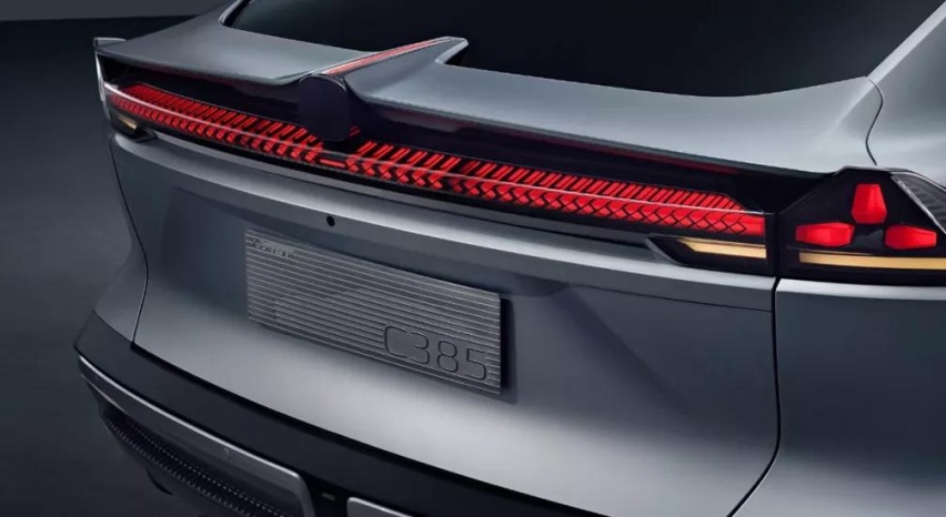 代客泊车7.0、掀背造型、贯穿式尾灯,长安C385还有哪些看点?
