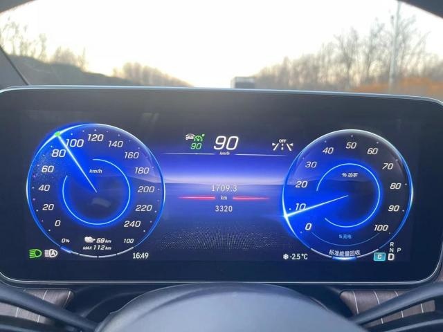 -10℃的冬日，全新纯电EQE让我们感受到了踏实！