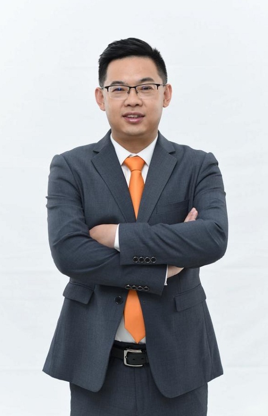 蜂巢能源荣获高工金球奖“年度创新技术产品”和“年度企业家奖”两项大奖