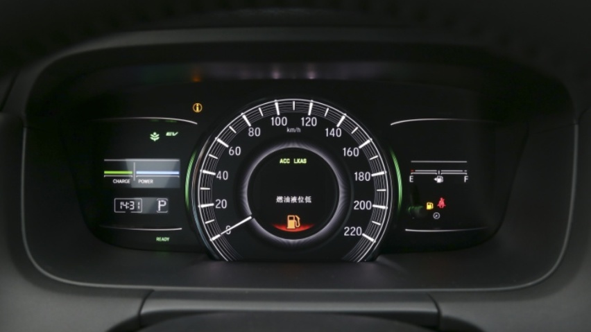 7座中型MPV，油费比飞度还低？奥德赛用车调查