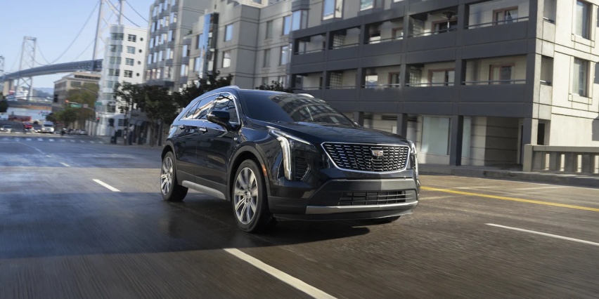 2.0T凯迪拉克XT4，油耗低，20万出头，比BBA同级心疼年轻人？