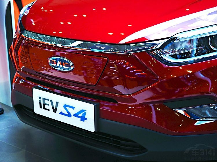 小型纯电动SUV