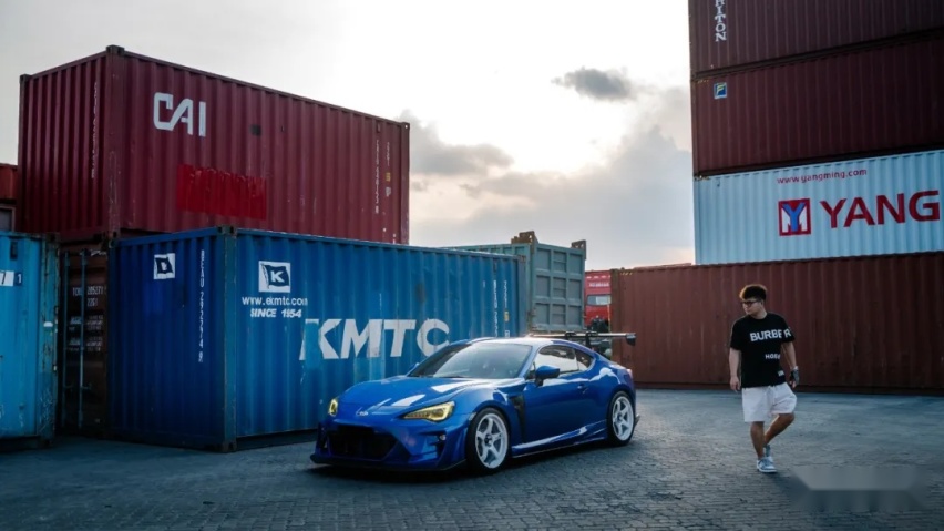 改装清单远超18cm的斯巴鲁BRZ，试遍OHLINS、ARAGOSTA