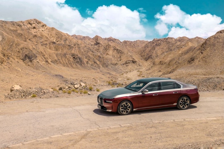 见证时代 颠覆想象 2023全新 BMW 7系西区超凡之旅震撼启程