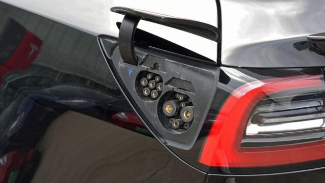 特斯拉Model 3用车：2万公里保一次，只换空调滤